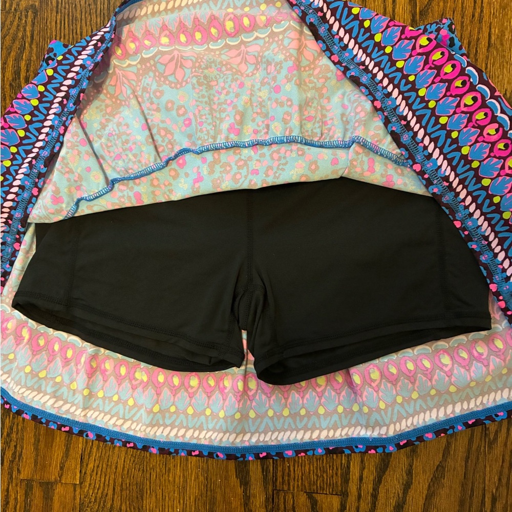 Lilly Pulitzer Luxletic UPF 50 Gardenia Skort - Picture 4 of 6